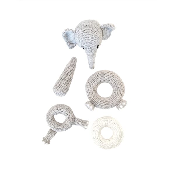 Elephant toy with rings